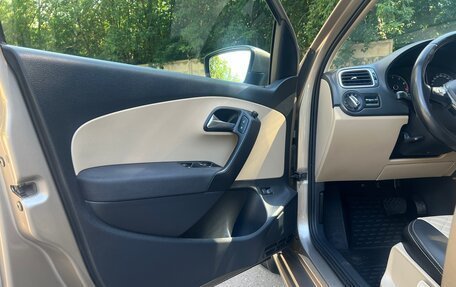 Volkswagen Polo VI (EU Market), 2017 год, 1 700 000 рублей, 11 фотография