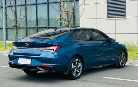Hyundai Elantra, 2022 год, 1 430 000 рублей, 4 фотография