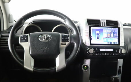 Toyota Land Cruiser Prado 150 рестайлинг 2, 2013 год, 2 999 990 рублей, 10 фотография