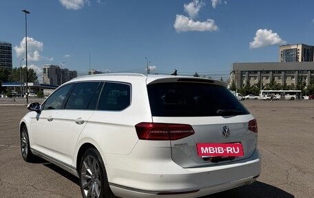 Volkswagen Passat B8 рестайлинг, 2017 год, 1 680 000 рублей, 5 фотография