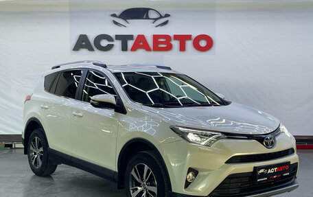 Toyota RAV4, 2018 год, 2 250 000 рублей, 3 фотография