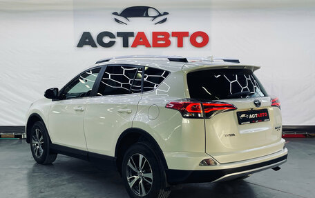 Toyota RAV4, 2018 год, 2 250 000 рублей, 4 фотография