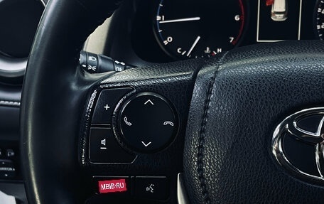Toyota RAV4, 2018 год, 2 250 000 рублей, 12 фотография