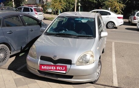 Toyota Vitz, 2000 год, 370 000 рублей, 2 фотография