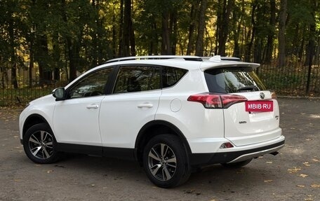 Toyota RAV4, 2016 год, 2 195 000 рублей, 4 фотография