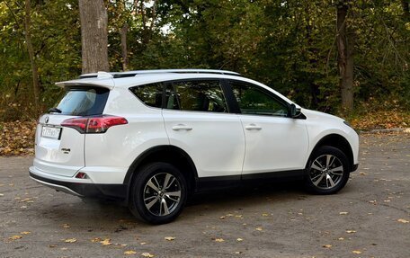 Toyota RAV4, 2016 год, 2 195 000 рублей, 12 фотография