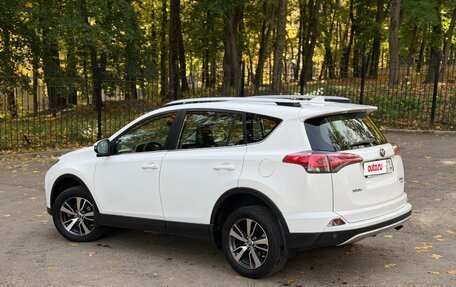 Toyota RAV4, 2016 год, 2 195 000 рублей, 11 фотография