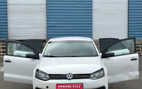 Volkswagen Polo VI (EU Market), 2013 год, 285 000 рублей, 1 фотография