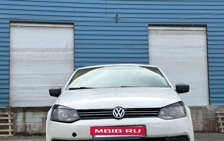 Volkswagen Polo VI (EU Market), 2013 год, 285 000 рублей, 2 фотография
