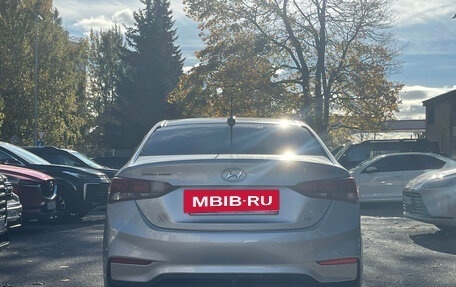 Hyundai Solaris II рестайлинг, 2018 год, 1 249 000 рублей, 5 фотография