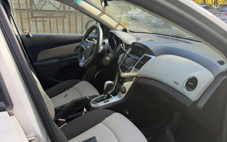 Chevrolet Cruze II, 2011 год, 350 000 рублей, 16 фотография