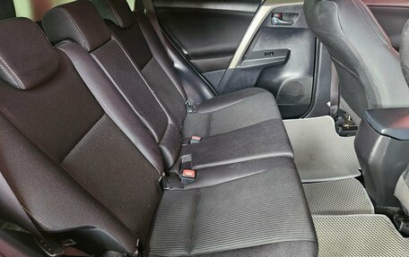 Toyota RAV4, 2014 год, 1 565 000 рублей, 13 фотография
