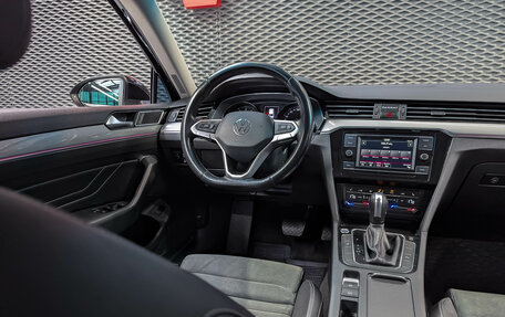 Volkswagen Passat B8 рестайлинг, 2020 год, 1 999 000 рублей, 13 фотография