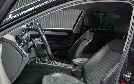 Volkswagen Passat B8 рестайлинг, 2020 год, 1 999 000 рублей, 11 фотография
