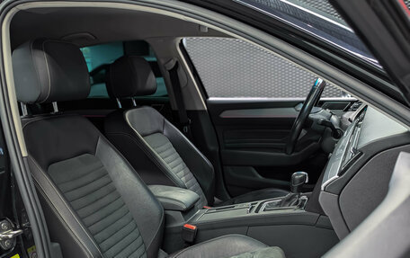 Volkswagen Passat B8 рестайлинг, 2020 год, 1 999 000 рублей, 32 фотография