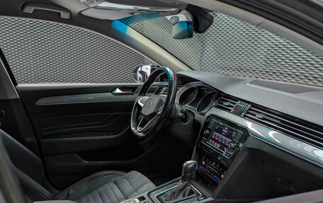 Volkswagen Passat B8 рестайлинг, 2020 год, 1 999 000 рублей, 28 фотография