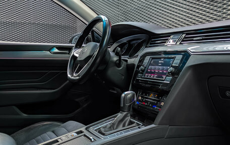 Volkswagen Passat B8 рестайлинг, 2020 год, 1 999 000 рублей, 30 фотография