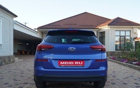 Hyundai Tucson III, 2019 год, 2 300 000 рублей, 5 фотография