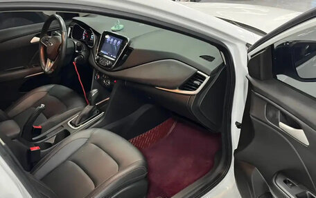 Chevrolet Monza, 2022 год, 1 090 000 рублей, 8 фотография