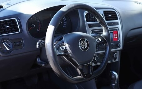 Volkswagen Polo VI (EU Market), 2015 год, 920 080 рублей, 13 фотография