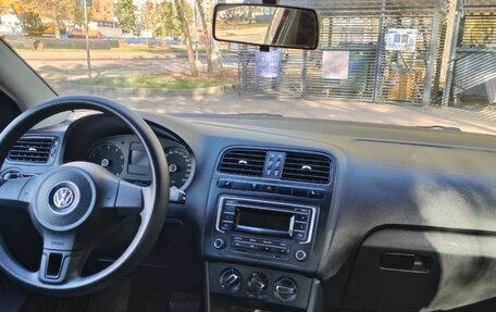 Volkswagen Polo VI (EU Market), 2014 год, 800 000 рублей, 10 фотография
