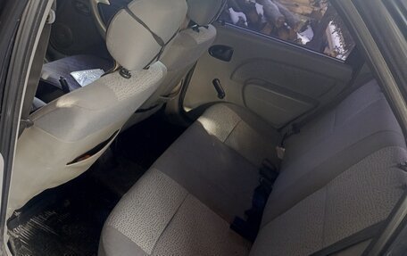 Renault Logan I, 2006 год, 279 000 рублей, 10 фотография