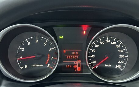 Mitsubishi ASX I рестайлинг, 2013 год, 999 000 рублей, 16 фотография
