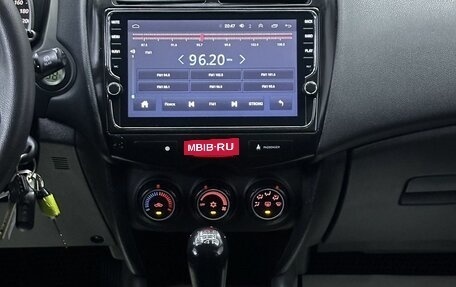 Mitsubishi ASX I рестайлинг, 2013 год, 999 000 рублей, 27 фотография
