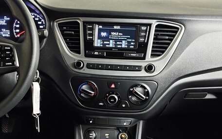 Hyundai Solaris II рестайлинг, 2021 год, 1 347 000 рублей, 15 фотография