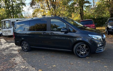 Mercedes-Benz V-Класс, 2021 год, 8 500 000 рублей, 3 фотография