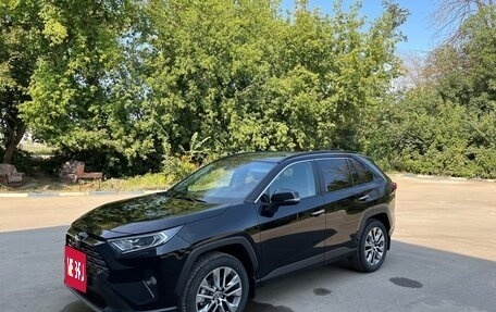 Toyota RAV4, 2020 год, 4 770 000 рублей, 3 фотография