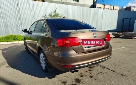 Volkswagen Jetta VI, 2013 год, 650 000 рублей, 4 фотография