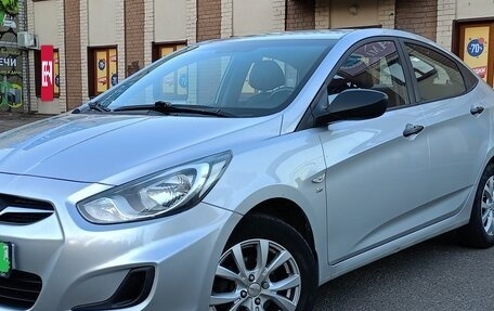 Hyundai Solaris II рестайлинг, 2014 год, 785 000 рублей, 9 фотография