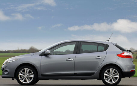 Renault Megane III, 2011 год, 569 000 рублей, 2 фотография
