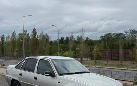 Daewoo Nexia I рестайлинг, 2009 год, 300 000 рублей, 3 фотография