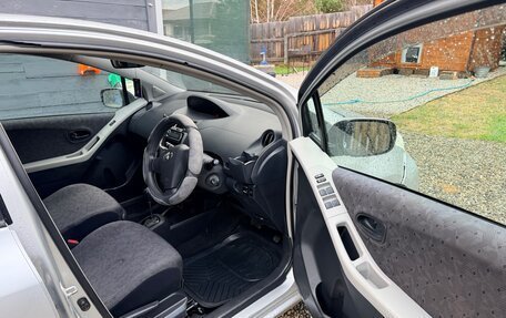 Toyota Vitz, 2010 год, 550 000 рублей, 8 фотография
