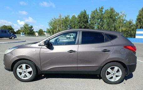 Hyundai ix35 I рестайлинг, 2013 год, 1 080 000 рублей, 4 фотография