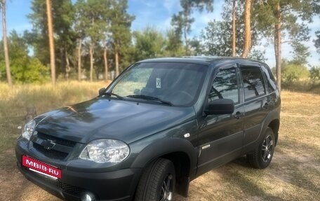 Chevrolet Niva I рестайлинг, 2016 год, 620 000 рублей, 5 фотография