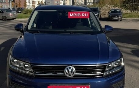 Volkswagen Tiguan II, 2018 год, 1 950 000 рублей, 2 фотография