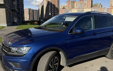 Volkswagen Tiguan II, 2018 год, 1 950 000 рублей, 3 фотография