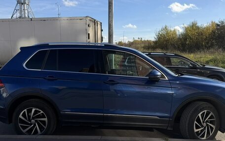 Volkswagen Tiguan II, 2018 год, 1 950 000 рублей, 5 фотография