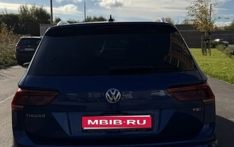 Volkswagen Tiguan II, 2018 год, 1 950 000 рублей, 6 фотография