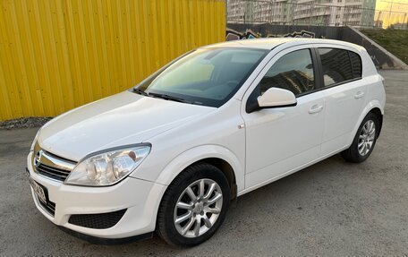 Opel Astra H, 2011 год, 550 000 рублей, 1 фотография