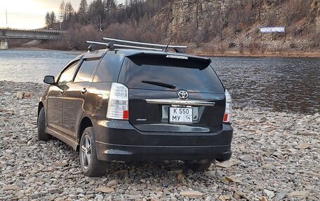 Toyota Wish II, 2003 год, 670 000 рублей, 3 фотография