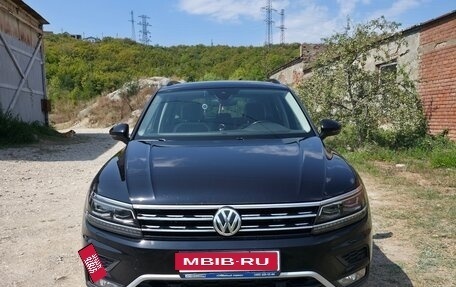 Volkswagen Tiguan II, 2019 год, 1 500 000 рублей, 1 фотография