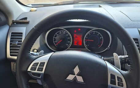 Mitsubishi Outlander III рестайлинг 3, 2008 год, 850 000 рублей, 1 фотография