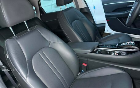 Hyundai Sonata VIII, 2022 год, 2 330 000 рублей, 18 фотография