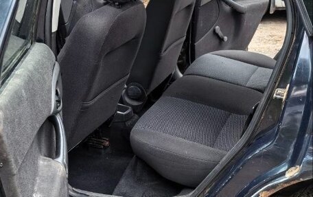 Ford Focus IV, 2004 год, 150 000 рублей, 15 фотография