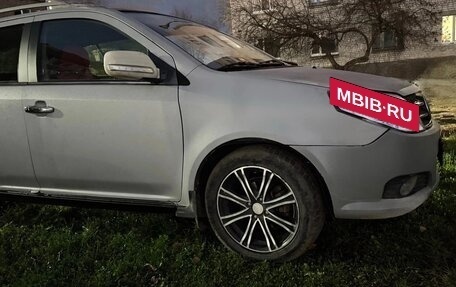 Geely MK Cross I, 2012 год, 240 000 рублей, 3 фотография