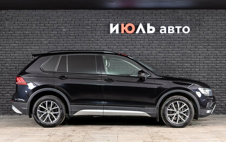 Volkswagen Tiguan II, 2018 год, 2 550 000 рублей, 9 фотография